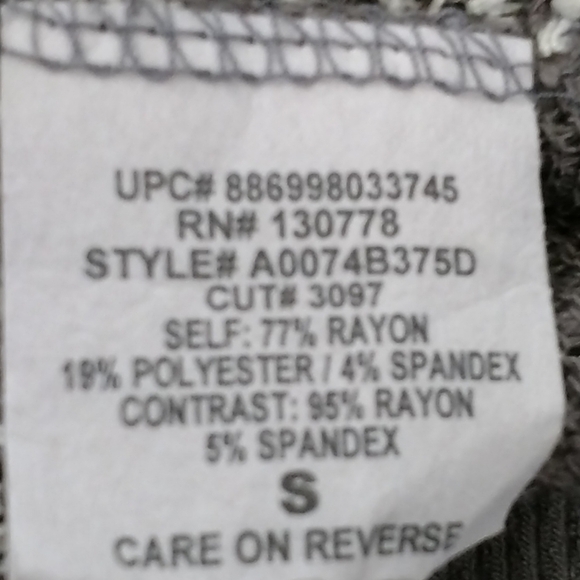 ABOUT A GIRL STRIPED SWEATER - Picture 5 of 6